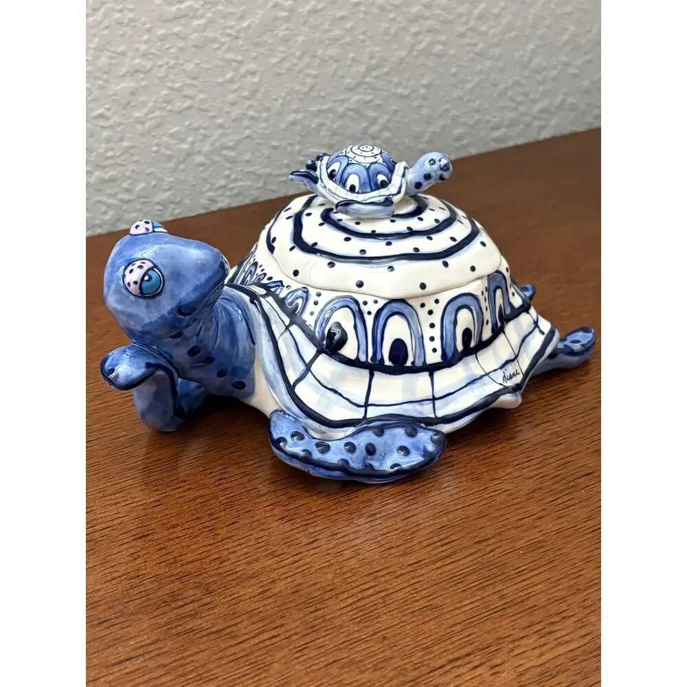 Diane Allen Blue White Turtle Lidded Stoneware Dish Decorative Art 2002